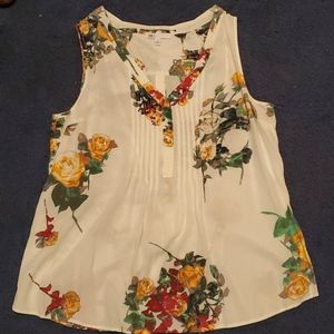 DR2 Daniel Rainn sleeveless floral blouse
